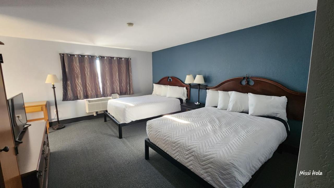 The Oasis Hotel & Bar Sheboygan Falls المظهر الخارجي الصورة